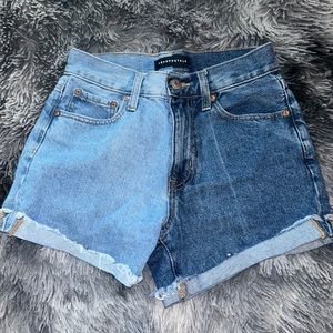 Aeropostale Mom Shorts: I loved these shorts!! just cannot fit in them anymore